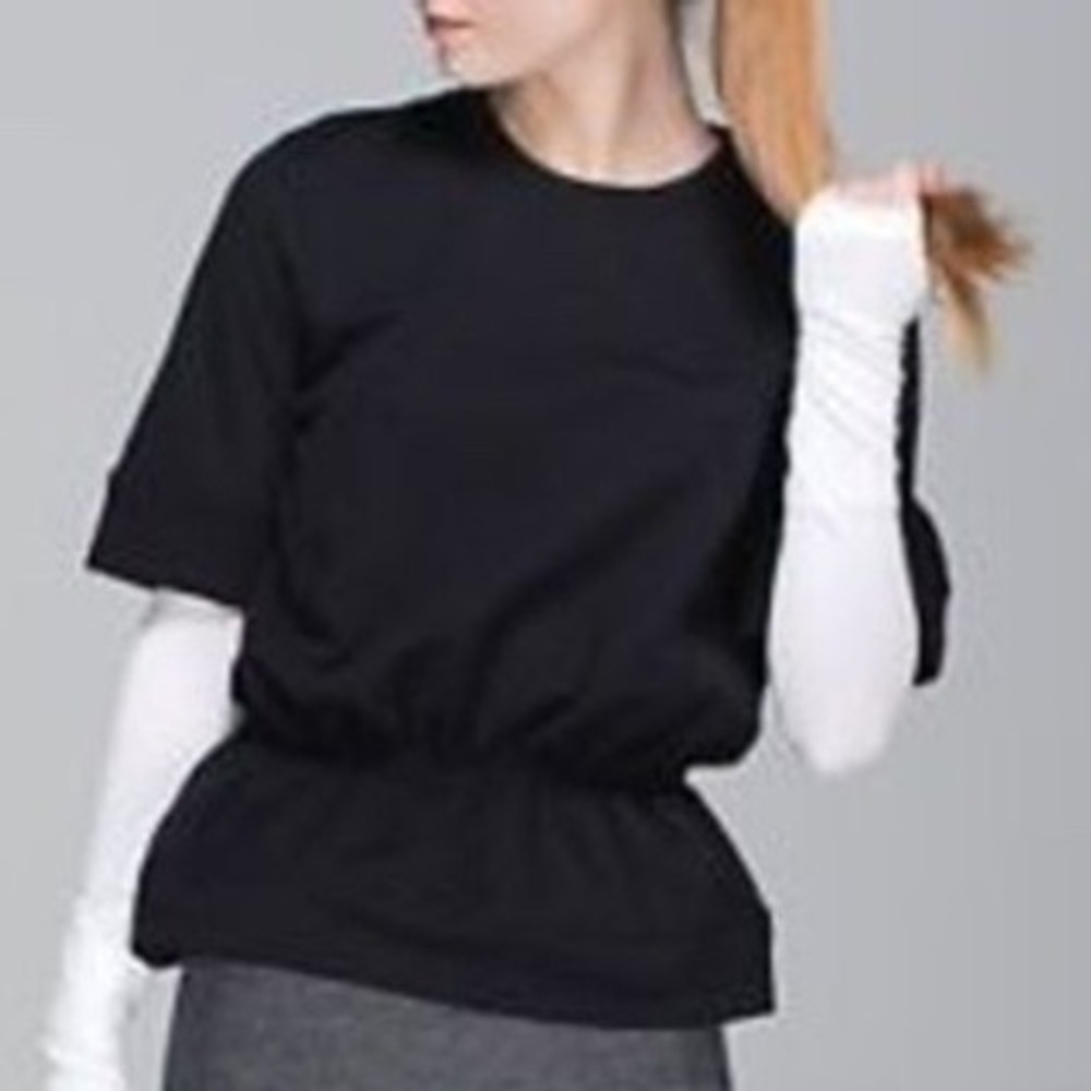 Lululemon Black Peplum Pullover Cinched Waist Short Sleeve Sweatshirt